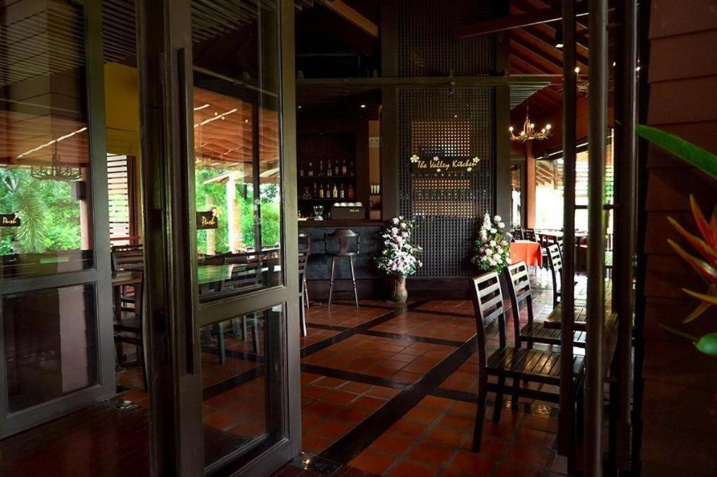 Valley Garden Resort Муаклек Екстериор снимка